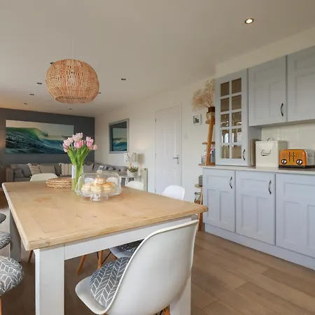 Coastman's Nest Holiday home