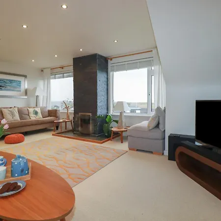 Holiday home Coastman's Nest *