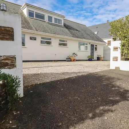 Coastman's Nest Holiday home